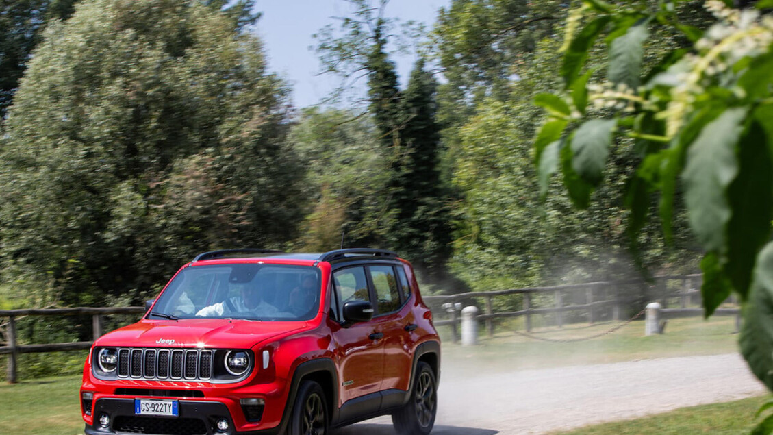 Nuove Jeep Renegade e Compass elettrificate