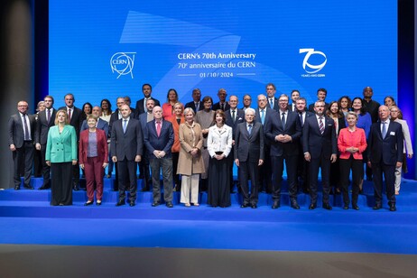 Mattarella arrivato a Ginevra per 70.mo anniversario del Cern