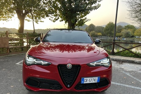 Alfa Romeo Stelvio Tributo Italiano