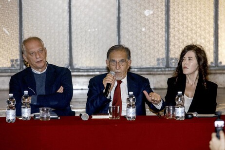 A Milano presentazione del libro 'Il tempo delle chiavi'