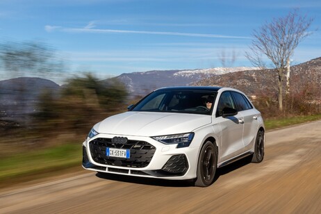 Audi rilancia la A3 Sportback con un evoluto ibrido plug-in