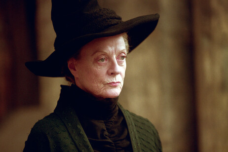 L'attrice britannica Maggie Smith è morta a 89 anni