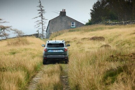 Nuovo Dacia Duster 4x4