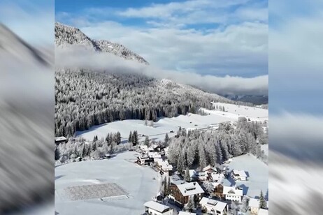 Sesto Pusteria si "veste" di bianco per l'arrivo di Sinner