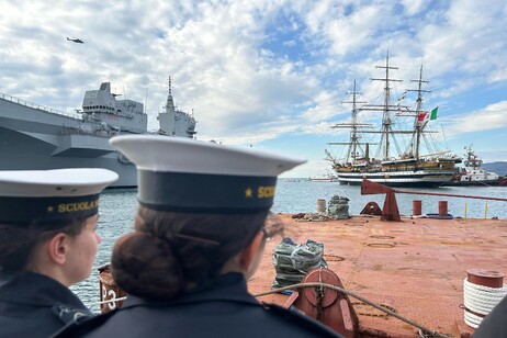 L'Amerigo Vespucci è a Trieste, al via il Tour Mediterraneo