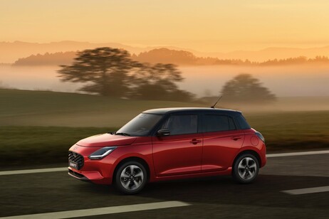 Suzuki Swift Hybrid Waku punta al pubblico dei giovani