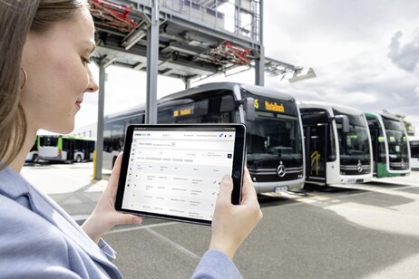 Mercedes e Setra connessione online su tutti i nuovi bus