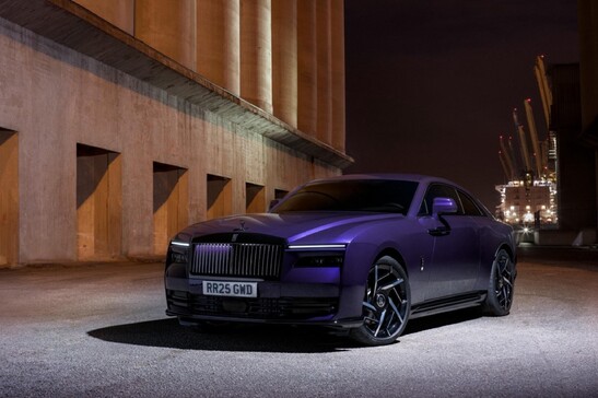 Rolls-Royce Black Badge Spectre, la più potente di sempre