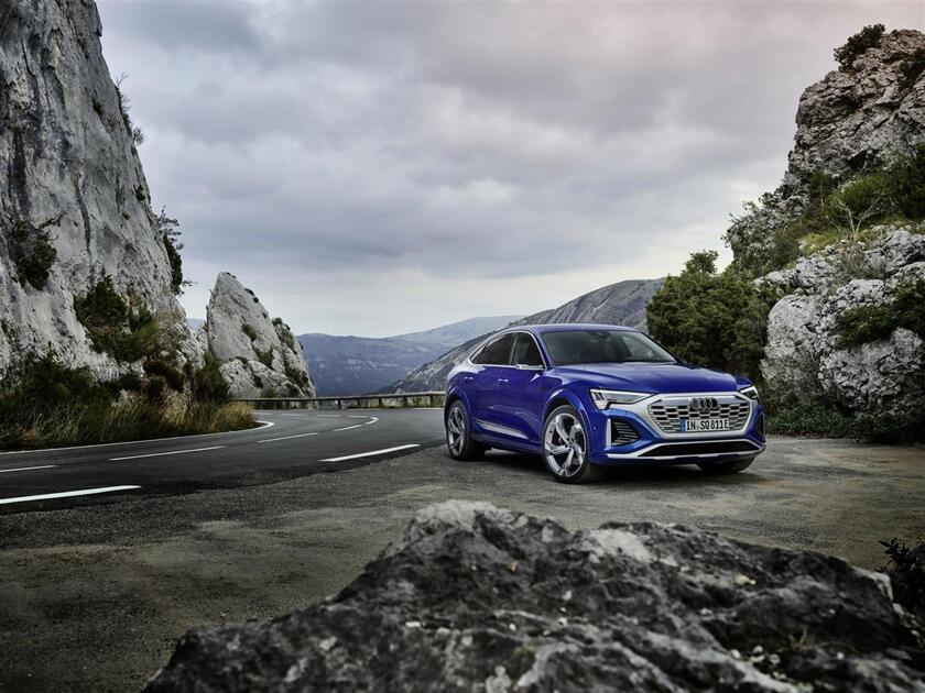 Audi SQ8 e-tron © ANSA/Audi