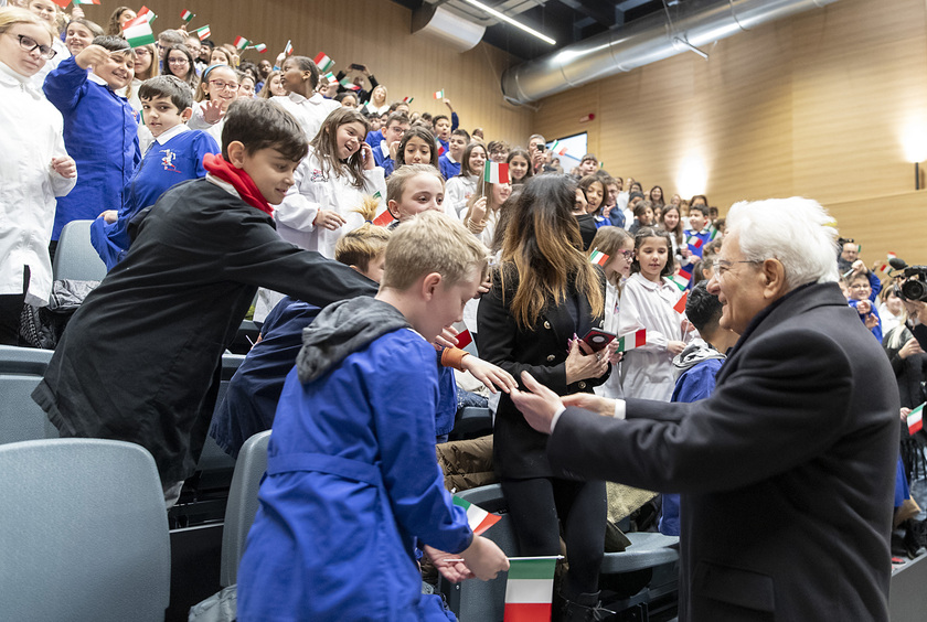 Standing ovation per Mattarella a Pesaro Capitale cultura - ALL RIGHTS RESERVED