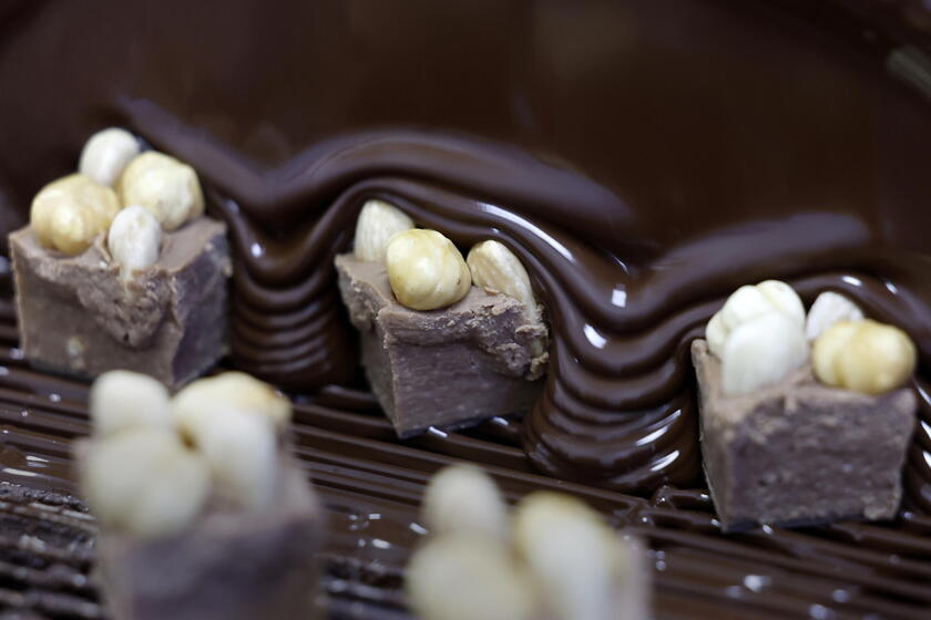 Christmas sweets production at the Abbey Notre Dame de la Paix