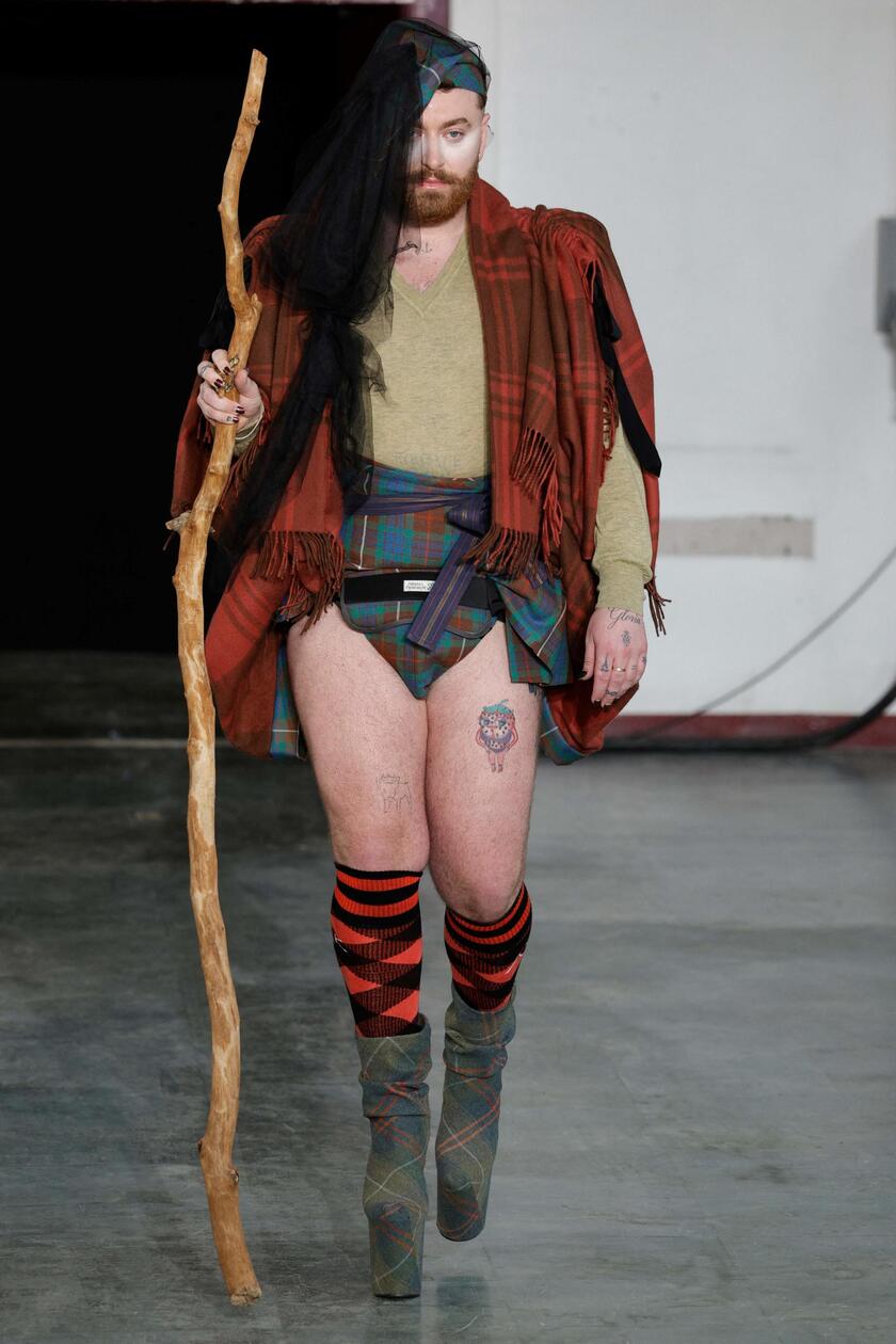 Moda: a Parigi in passerella l 'autunno-inverno di Vivienne Westwood © ANSA/AFP