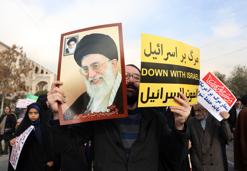 Pro-Palestinian rally in Tehran following ceasefire deal between Israel and Hamas 