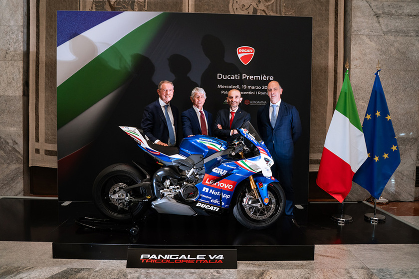 Ducati Panigale V4 Tricolore Italia