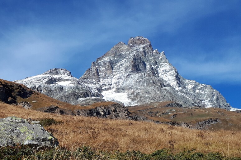 - RIPRODUZIONE RISERVATA