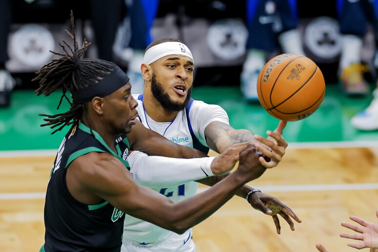 Finali Nba: Boston vince anche gara-2, Dallas ko 105-98 © ANSA/EPA