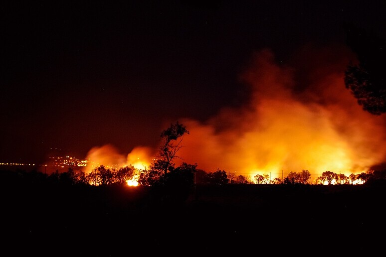 Gli incendi estremi diventeranno sempre più frequenti e intensi a causa del cambiamento climatico (fonte: Pixabay) - RIPRODUZIONE RISERVATA