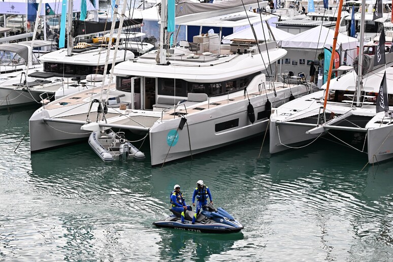 Salone Nautico, Amerio  'basalto e fibra lino per yacht green ' - RIPRODUZIONE RISERVATA