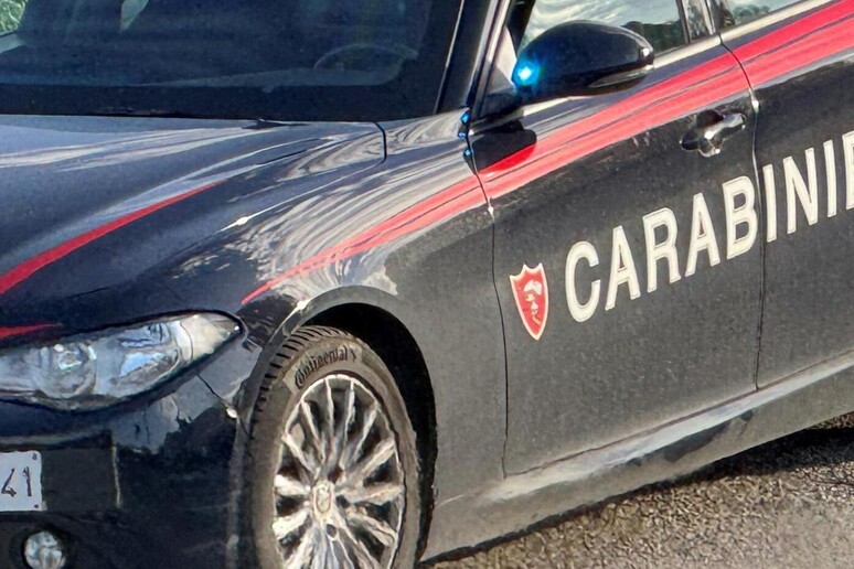 Auto carabinieri Macerata generica - RIPRODUZIONE RISERVATA