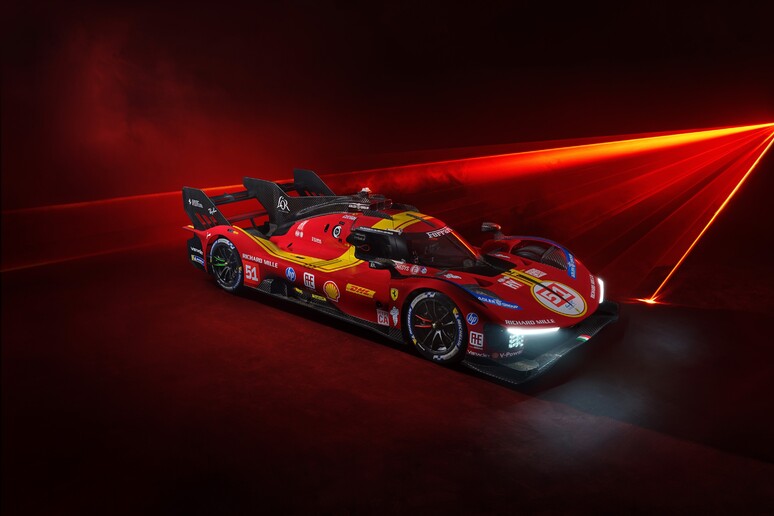 Wec, ecco la nuova livrea della Ferrari 499P per il 2025 - RIPRODUZIONE RISERVATA