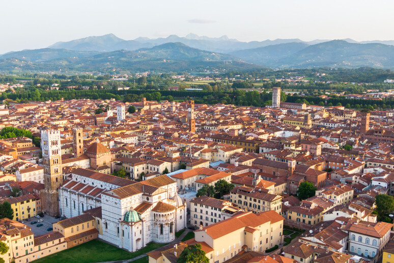 Coronavirus: Lucca phase two - RIPRODUZIONE RISERVATA